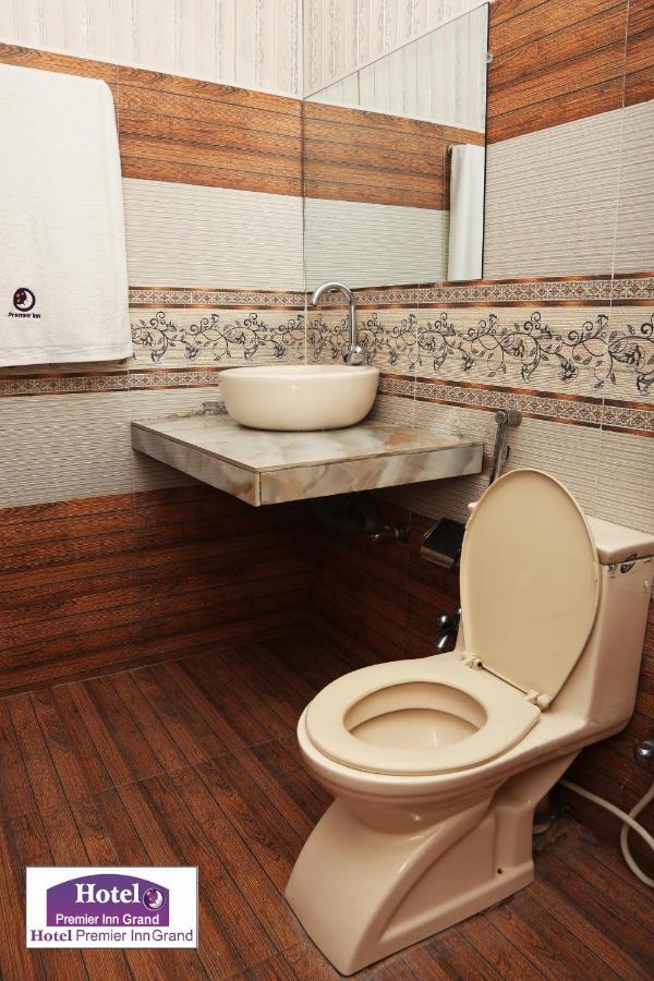 Premier Inn Johar Town Lahore Ngoại thất bức ảnh
