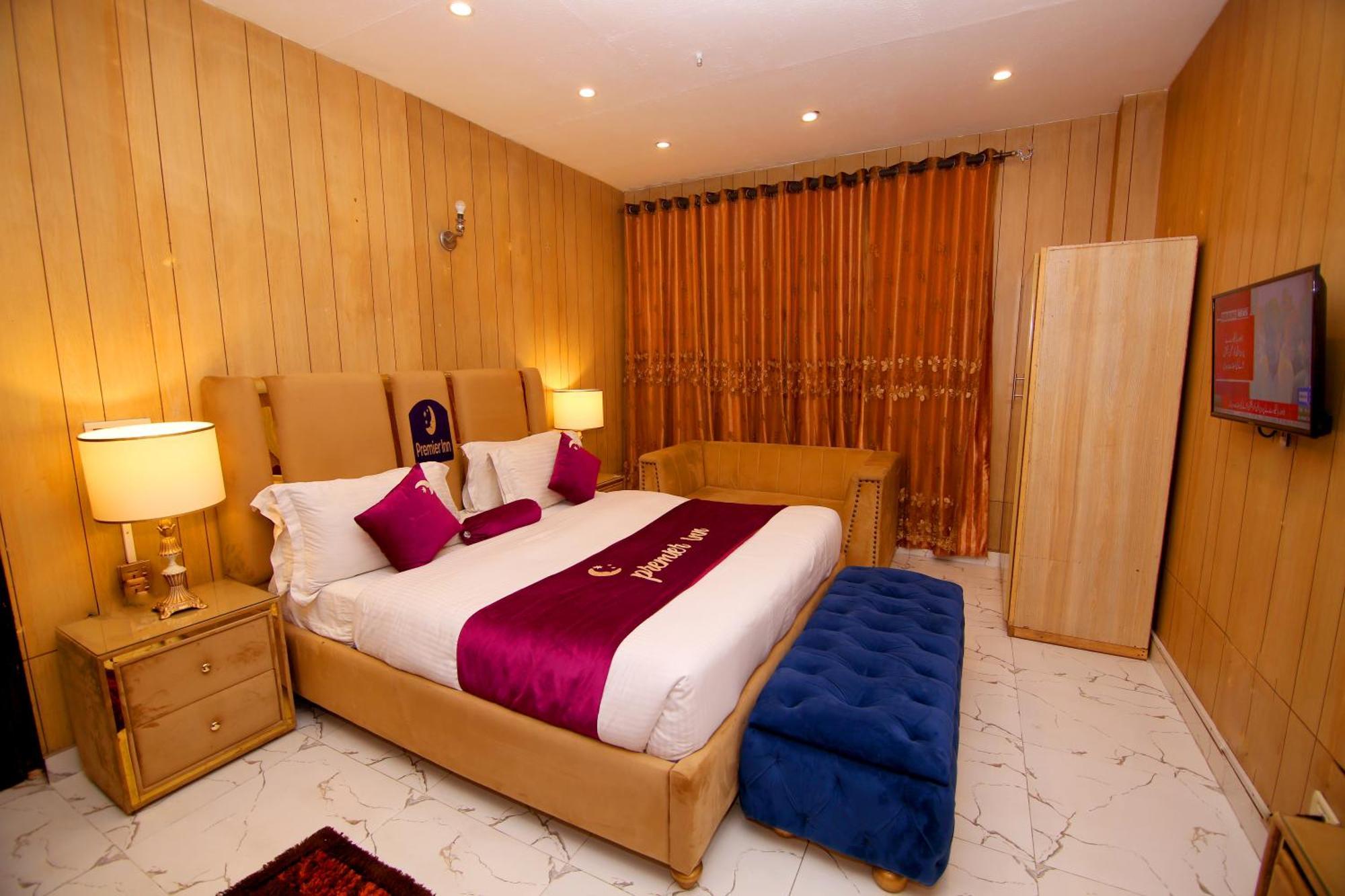 Premier Inn Johar Town Lahore Ngoại thất bức ảnh